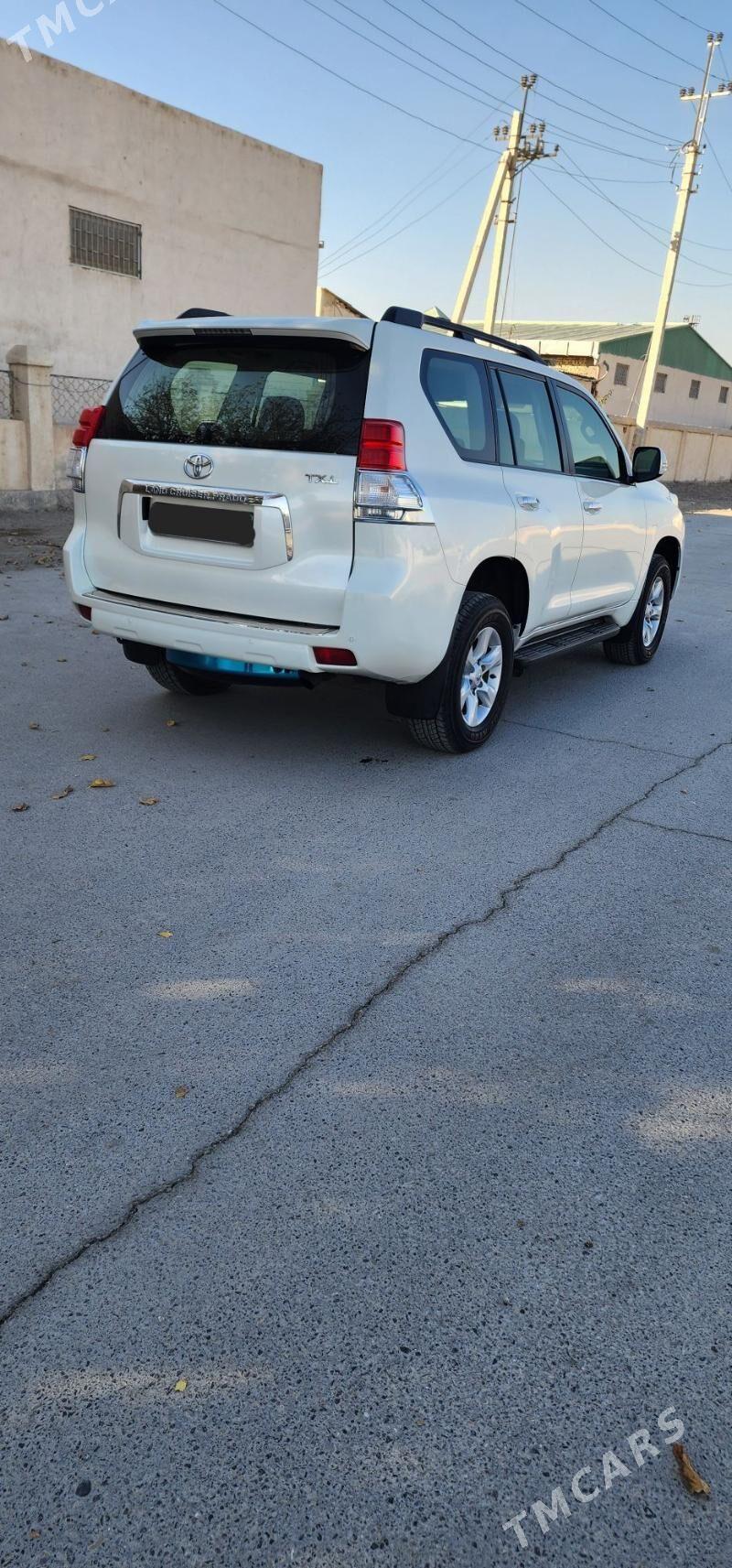 Toyota Land Cruiser Prado 2012 - 560 000 TMT - Туркменабат - img 4