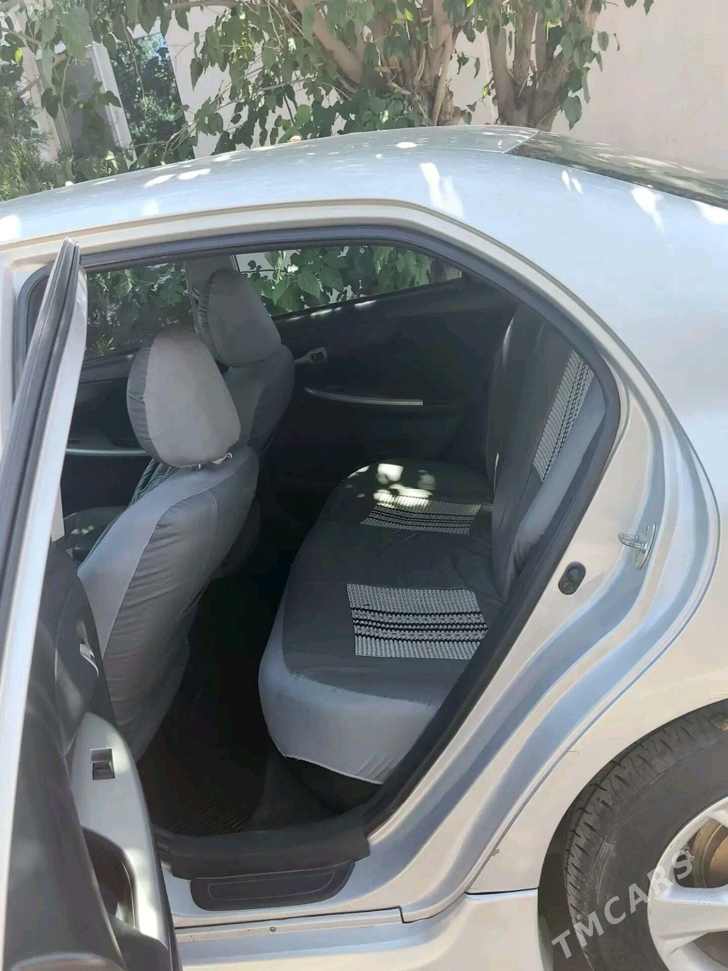 Toyota Corolla 2012 - 190 000 TMT - Daşoguz - img 2