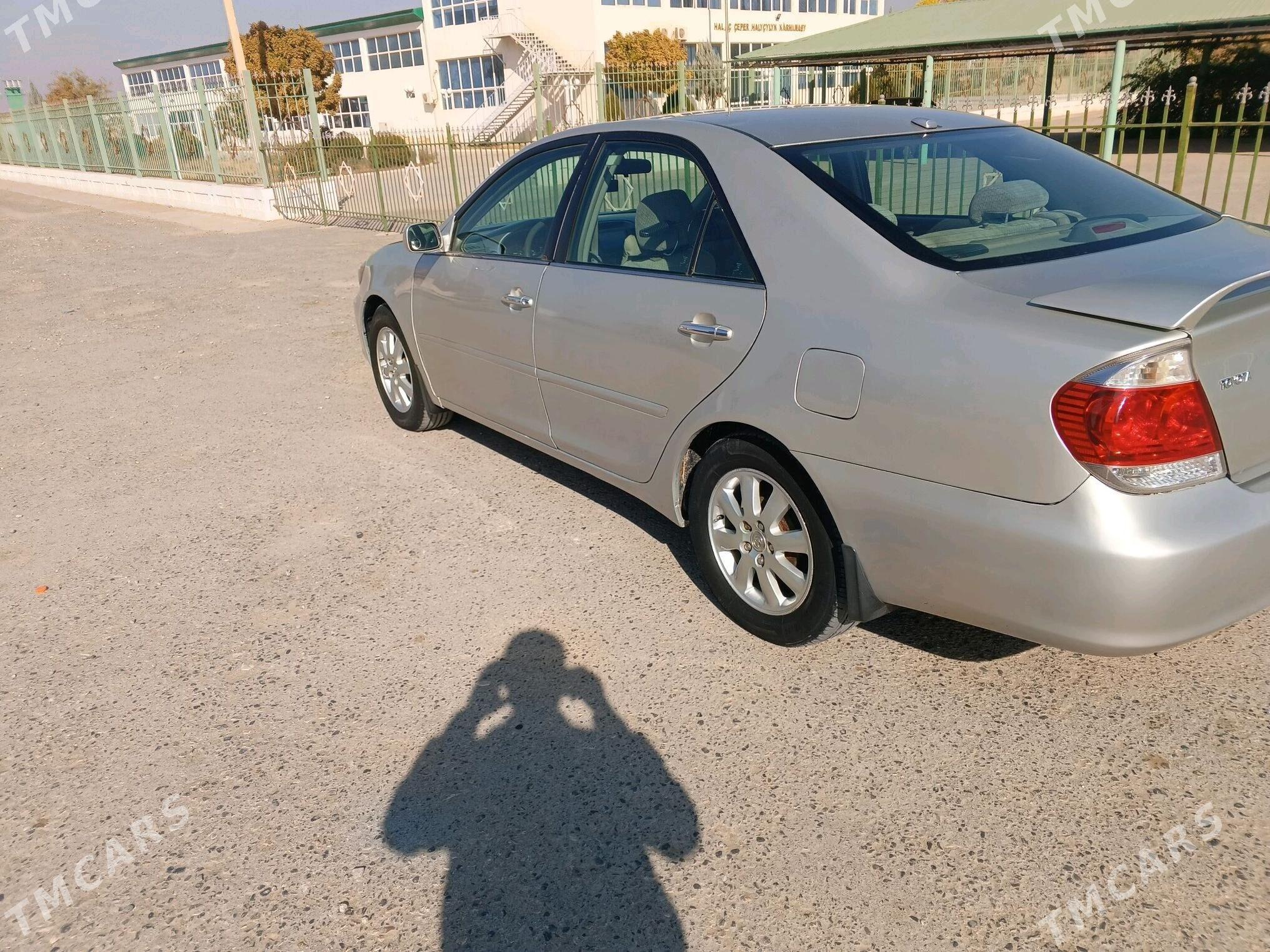 Toyota Camry 2004 - 157 000 TMT - Халач - img 4