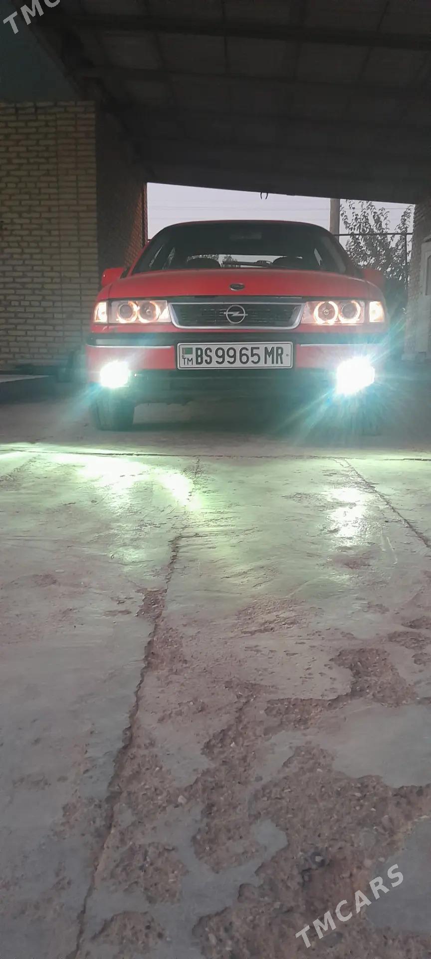 Opel Vectra 1991 - 36 000 TMT - Сакарчага - img 2