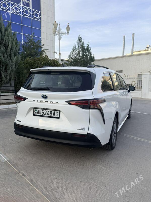 Toyota Sienna 2021 - 500 000 TMT - Ашхабад - img 2