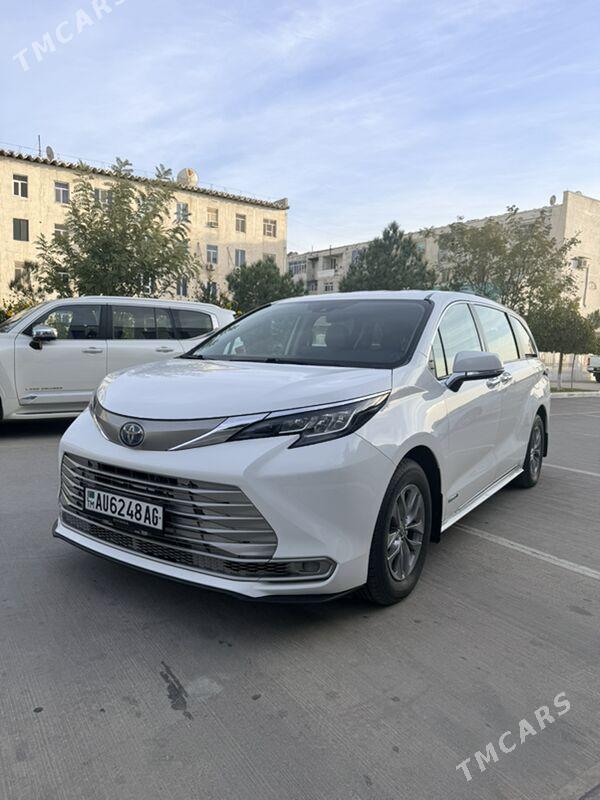 Toyota Sienna 2021 - 500 000 TMT - Ашхабад - img 4