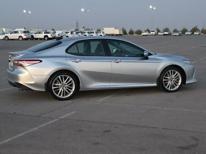 Toyota Camry 2018 - 360 000 TMT - Aşgabat - img 6