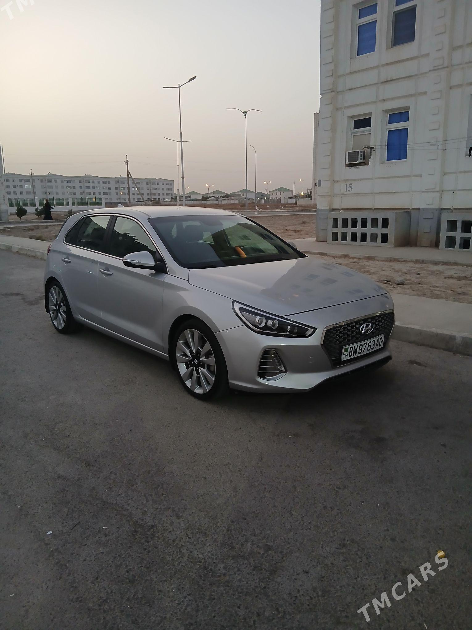 Hyundai Elantra GT 2017 - 207 000 TMT - Ашхабад - img 1