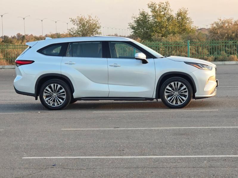 Toyota Highlander 2020 - 615 000 TMT - Ашхабад - img 8