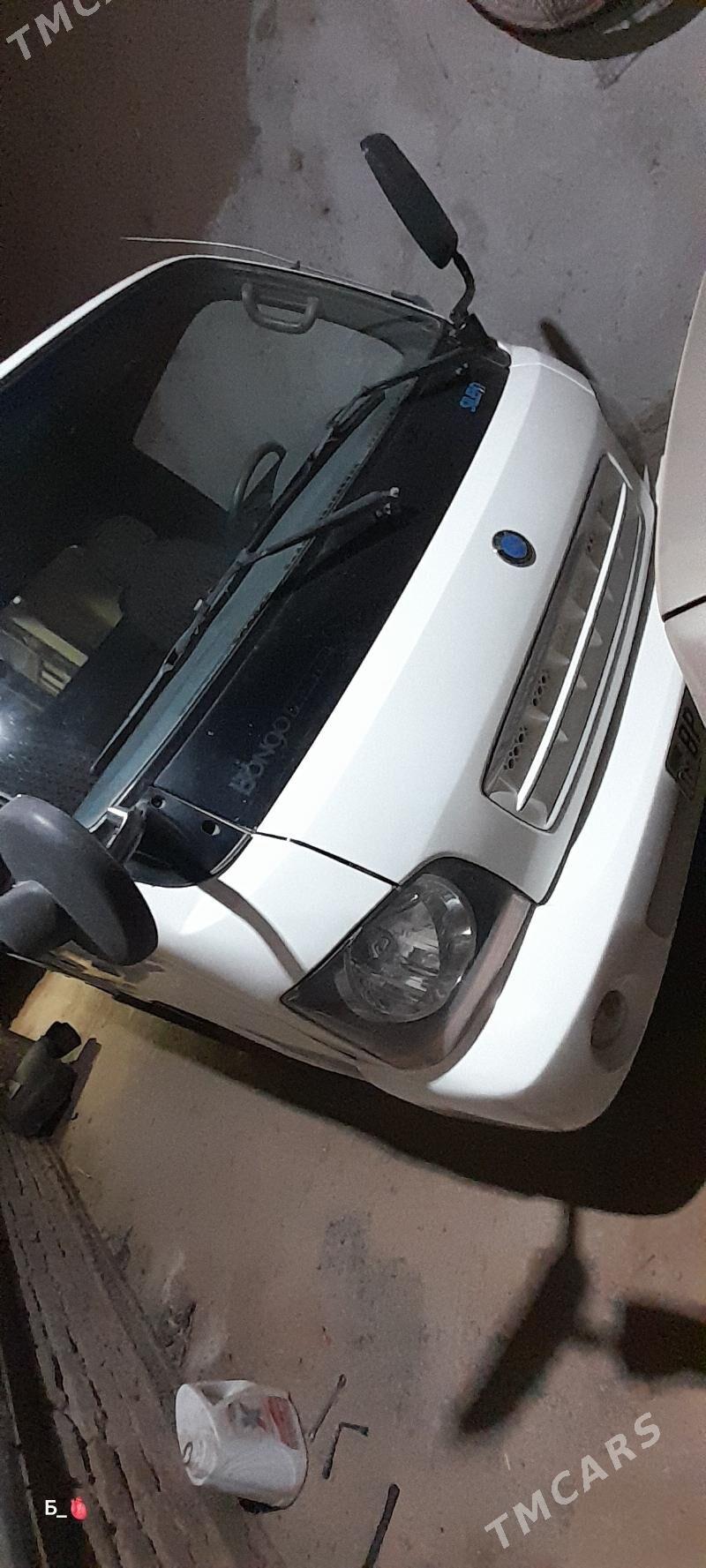 Kia Bongo 2003 - 125 000 TMT - Şabat etr. - img 4