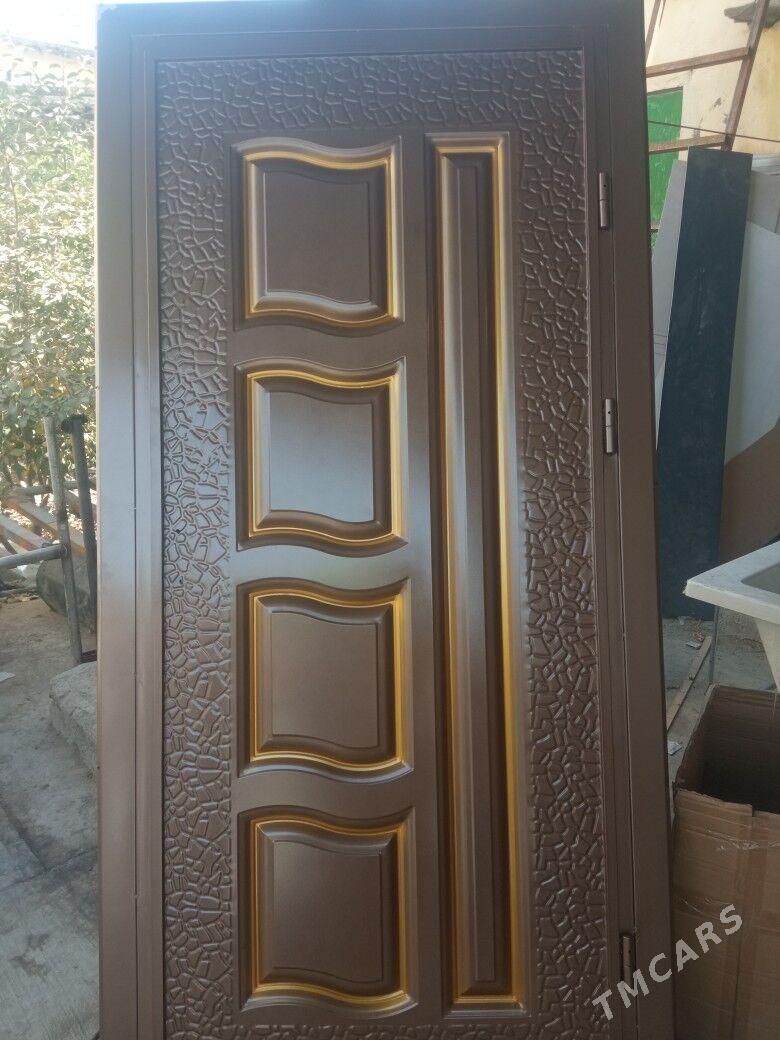 dasgy demir gapy - Бедев - img 1