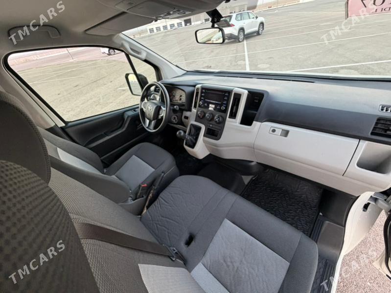 Toyota Hiace 2023 - 551 000 TMT - Aşgabat - img 10
