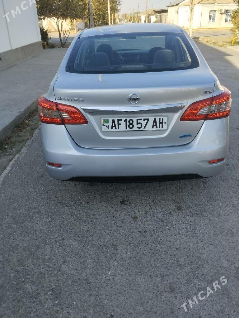 Nissan Sentra 2013 - 110 000 TMT - Теджен - img 3
