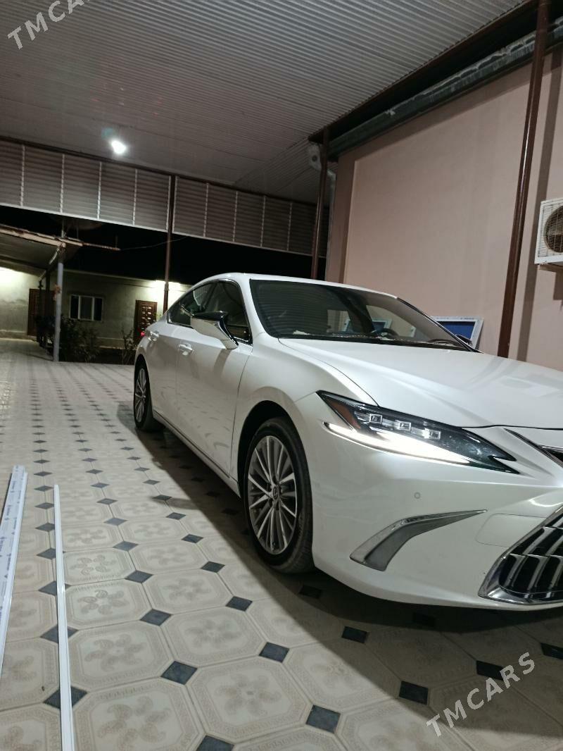 Lexus ES 350 2022 - 700 000 TMT - Мары - img 3