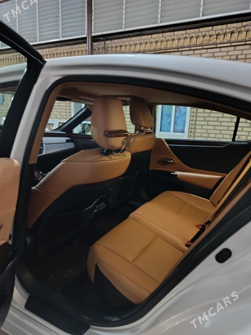 Lexus ES 350 2022 - 700 000 TMT - Мары - img 6