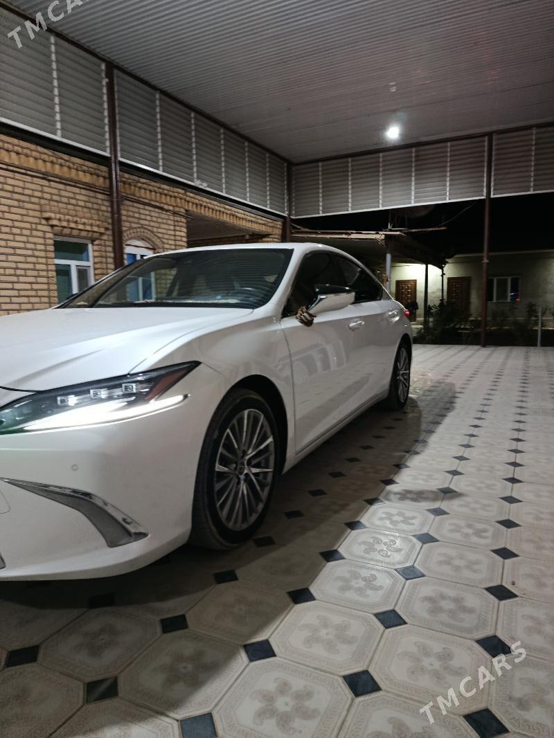 Lexus ES 350 2022 - 700 000 TMT - Мары - img 4