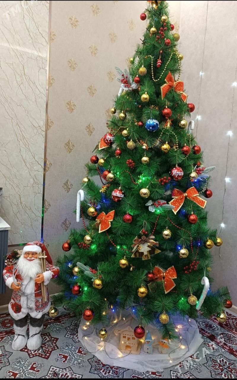 Ёлка Б/у - 30 мкр - img 1