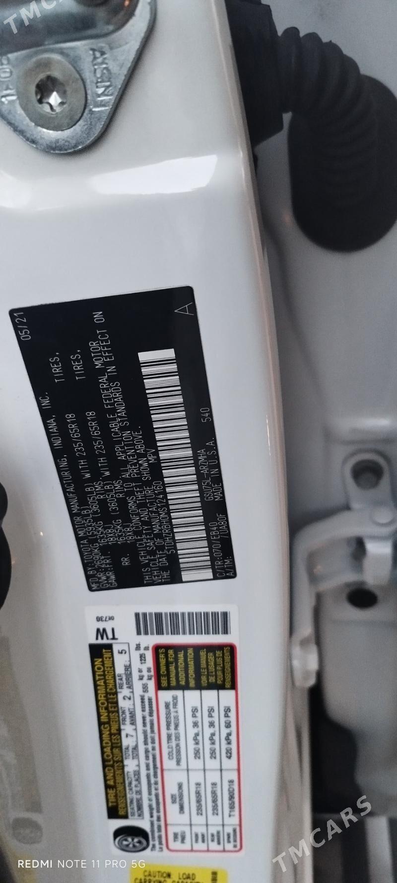 Toyota Highlander 2021 - 600 000 TMT - Сакар - img 7