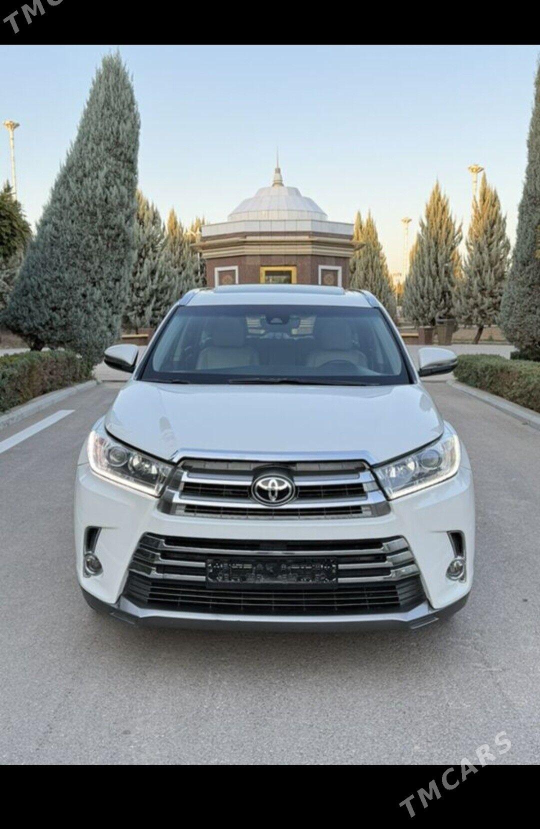 Toyota Highlander 2018 - 397 888 TMT - Aşgabat - img 1