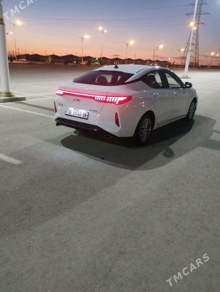 Toyota Corolla 2023 - 280 000 TMT - Балканабат - img 3