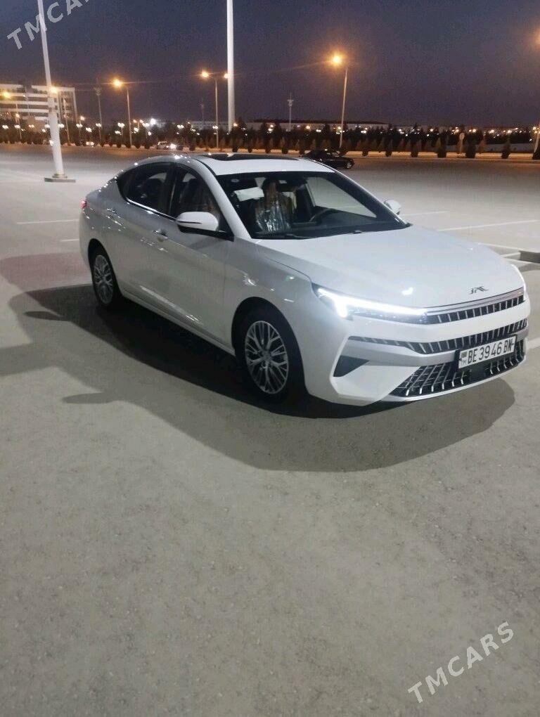 Toyota Corolla 2023 - 280 000 TMT - Балканабат - img 4