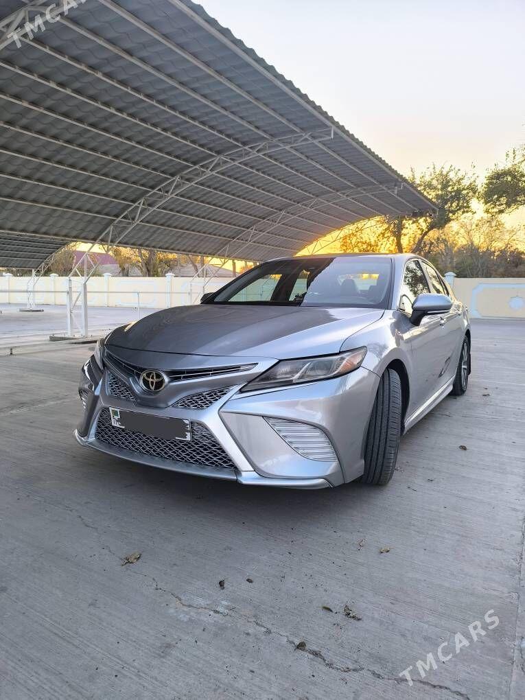 Toyota Camry 2018 - 270 000 TMT - Байрамали - img 4