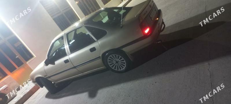 Opel Vectra 1991 - 35 000 TMT - Seýdi - img 2