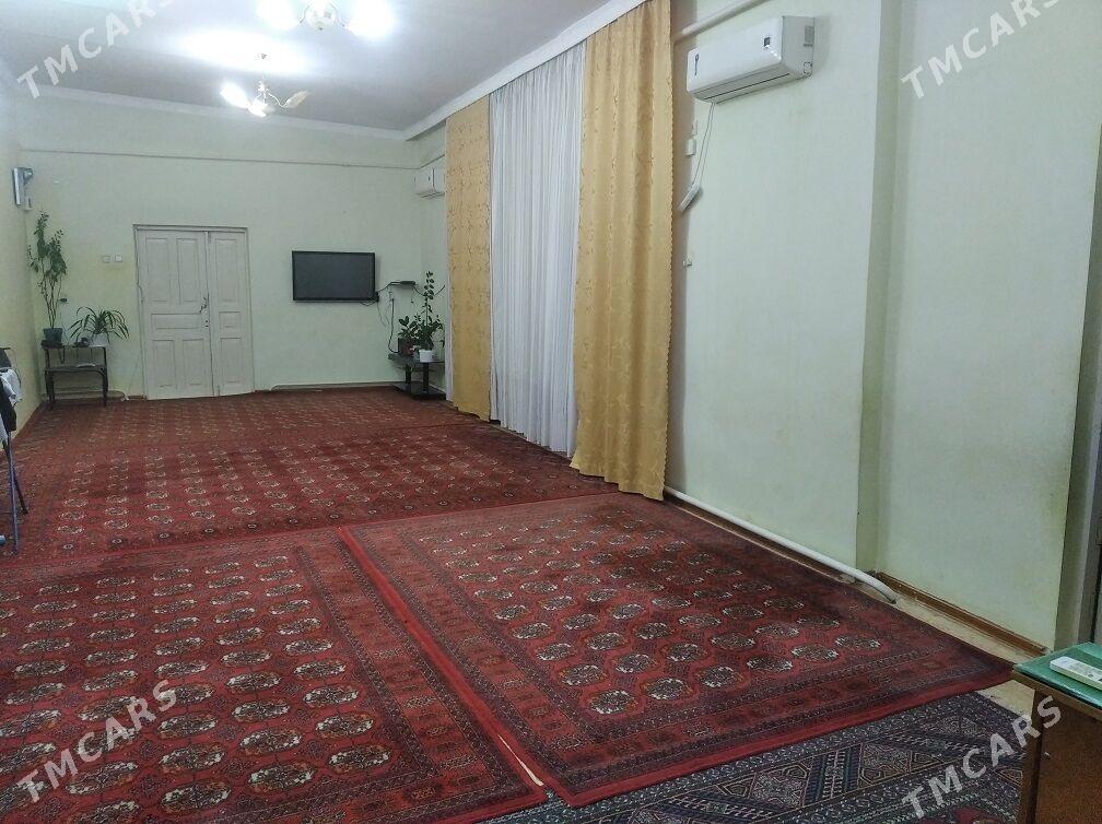 Şaherin içi satlyk jay - Туркменабат - img 1