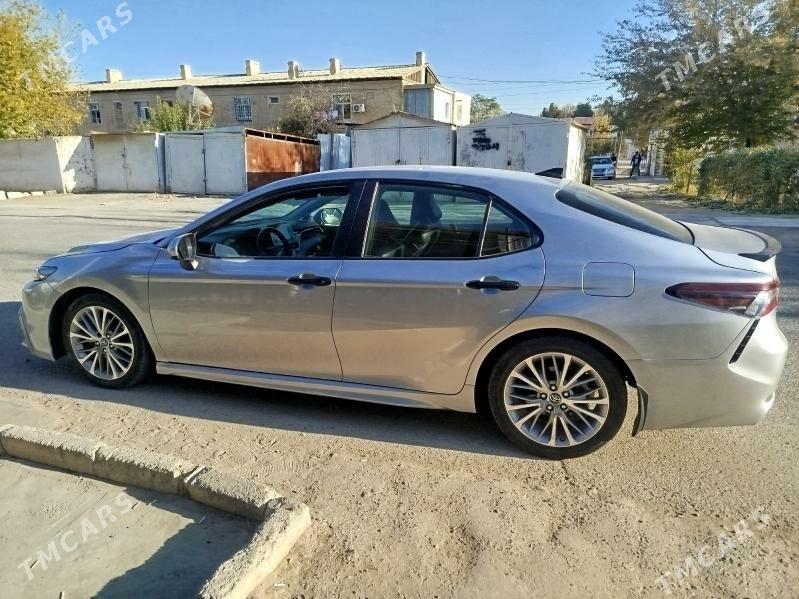 Toyota Camry 2021 - 310 000 TMT - Мары - img 5