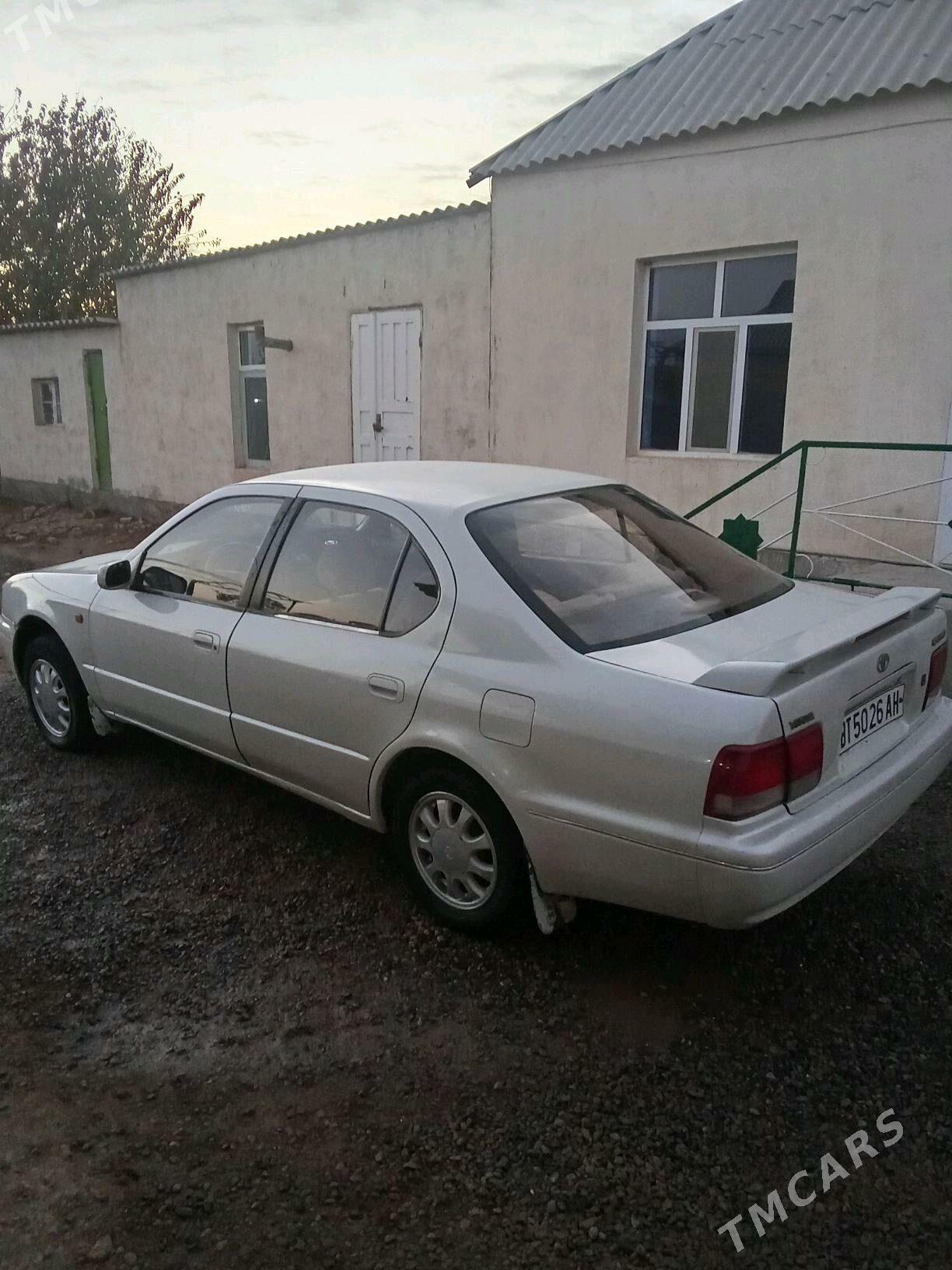 Toyota Camry 1995 - 60 000 TMT - Теджен - img 4