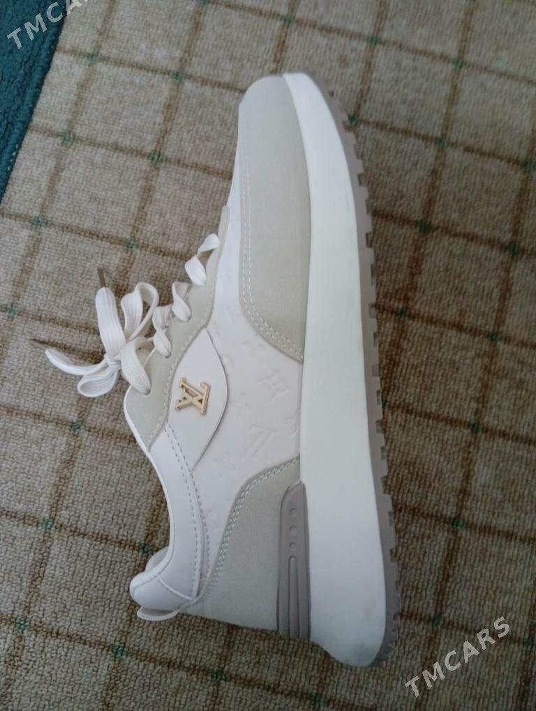 Крассовки Lui Viton - Türkmenbaşy - img 4