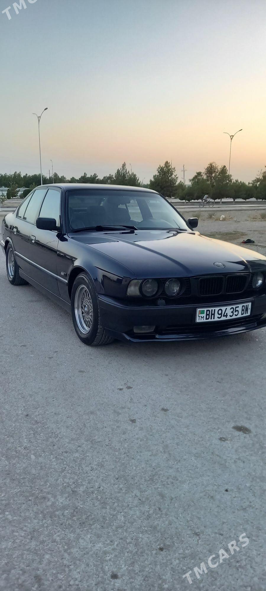 BMW E34 1998 - 105 000 TMT - Балканабат - img 4