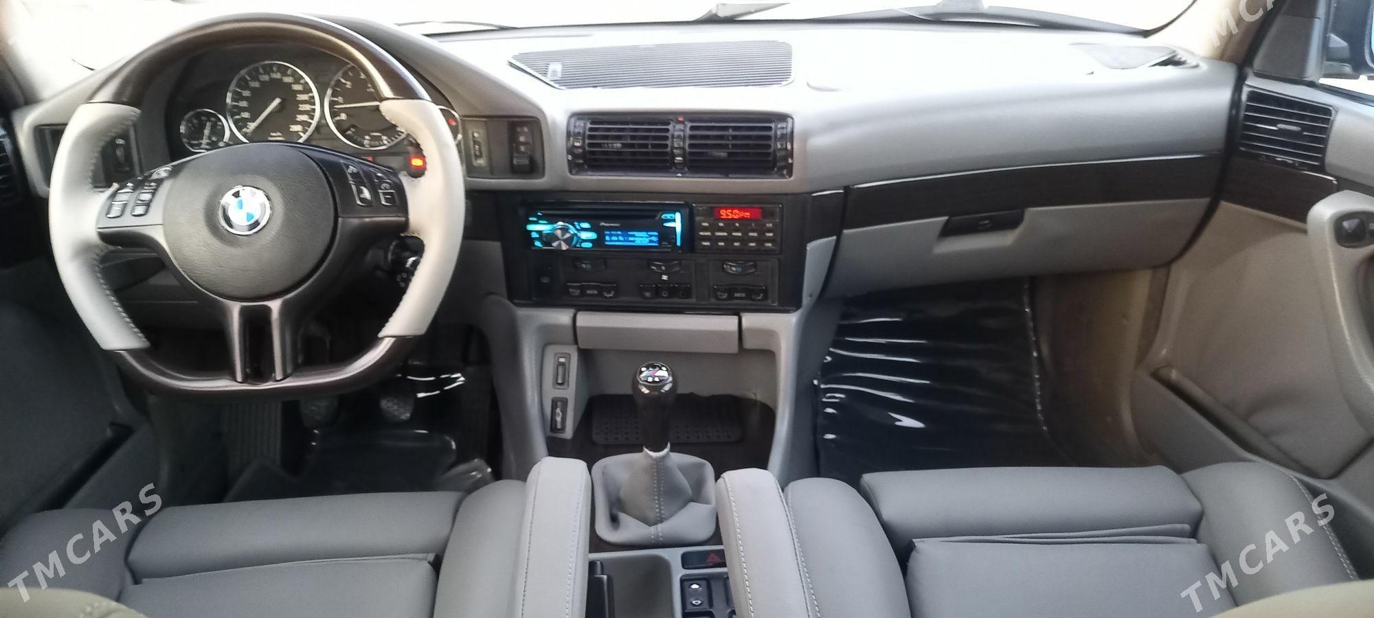 BMW E34 1998 - 105 000 TMT - Балканабат - img 7