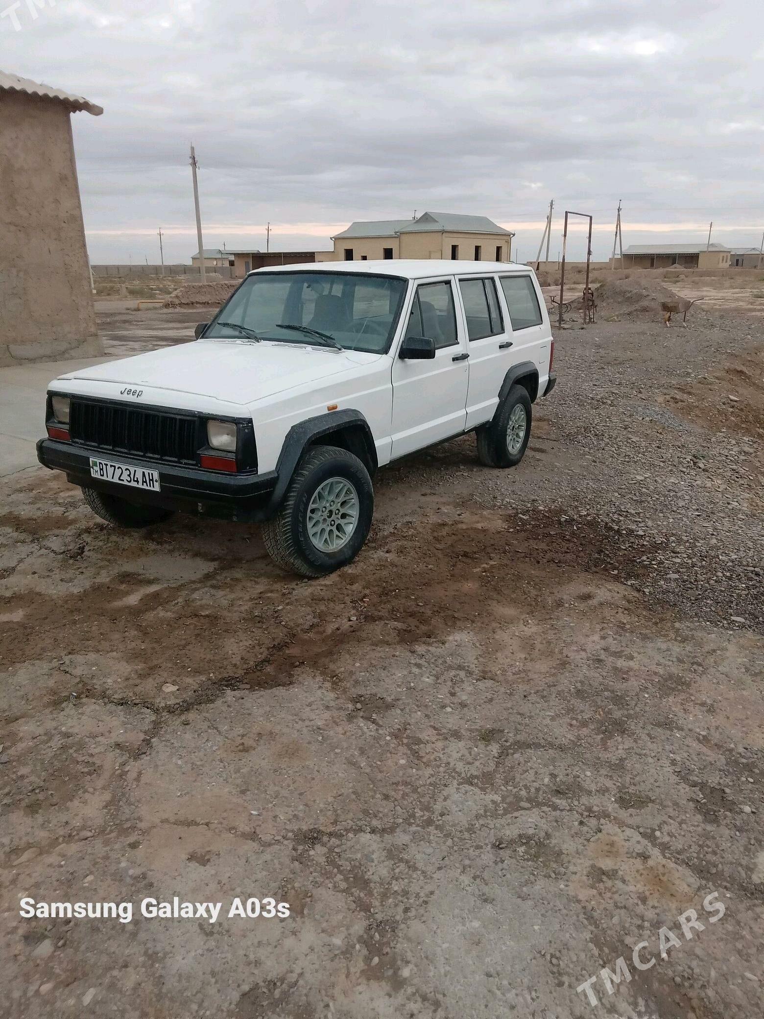 Jeep Cherokee 1996 - 23 000 TMT - Sarahs - img 3