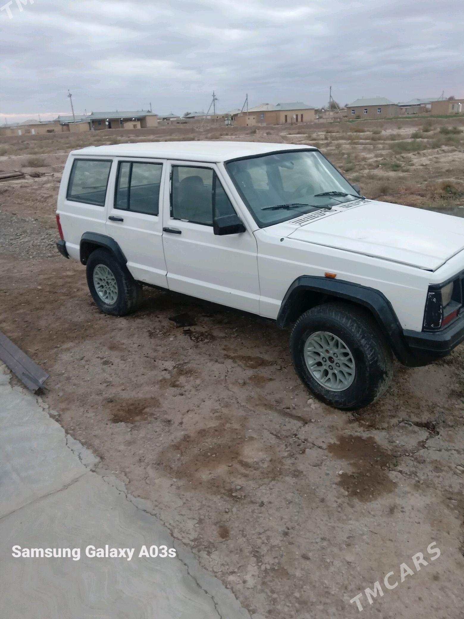 Jeep Cherokee 1996 - 23 000 TMT - Sarahs - img 2