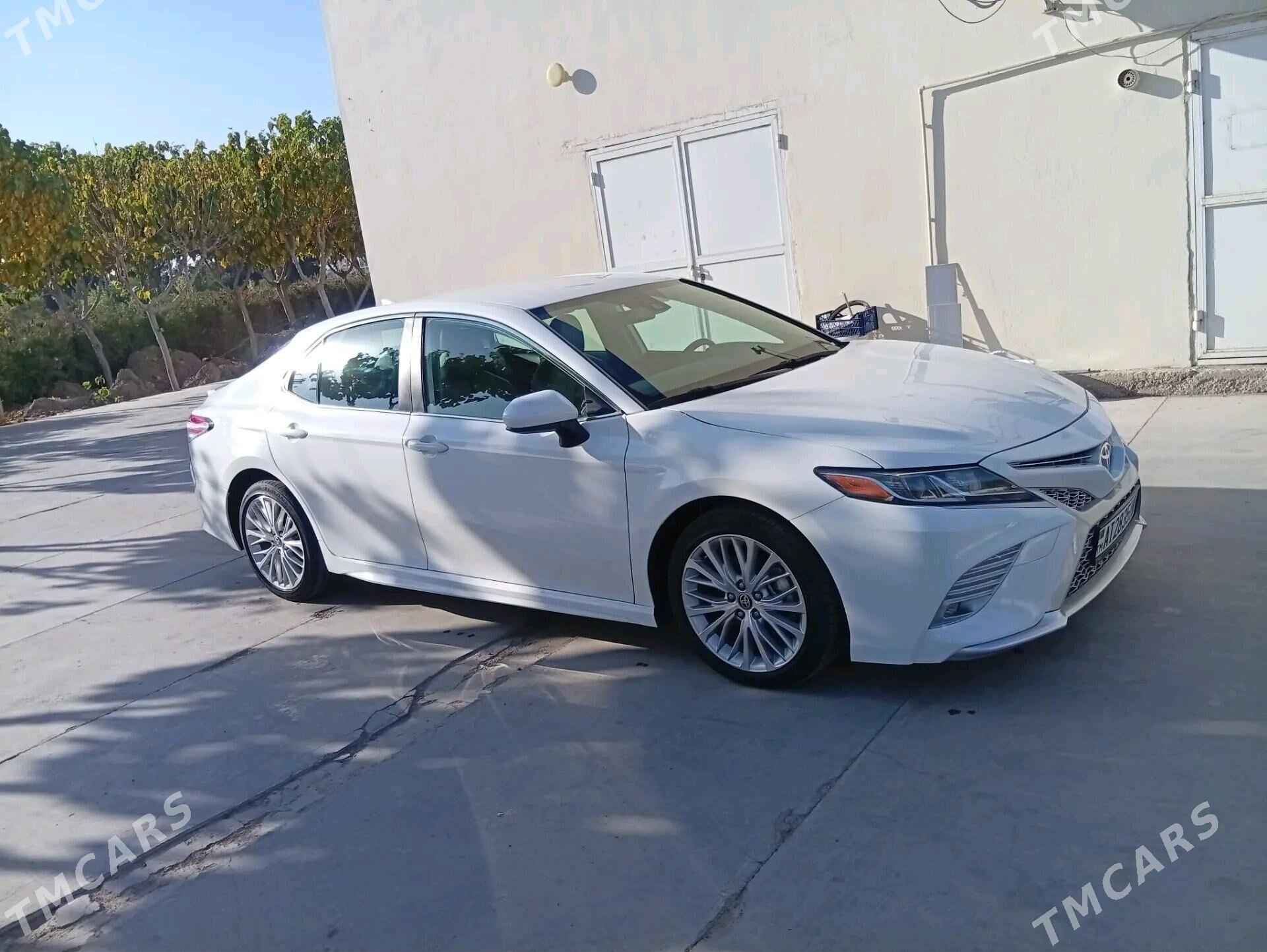 Toyota Camry 2020 - 320 000 TMT - Мары - img 2