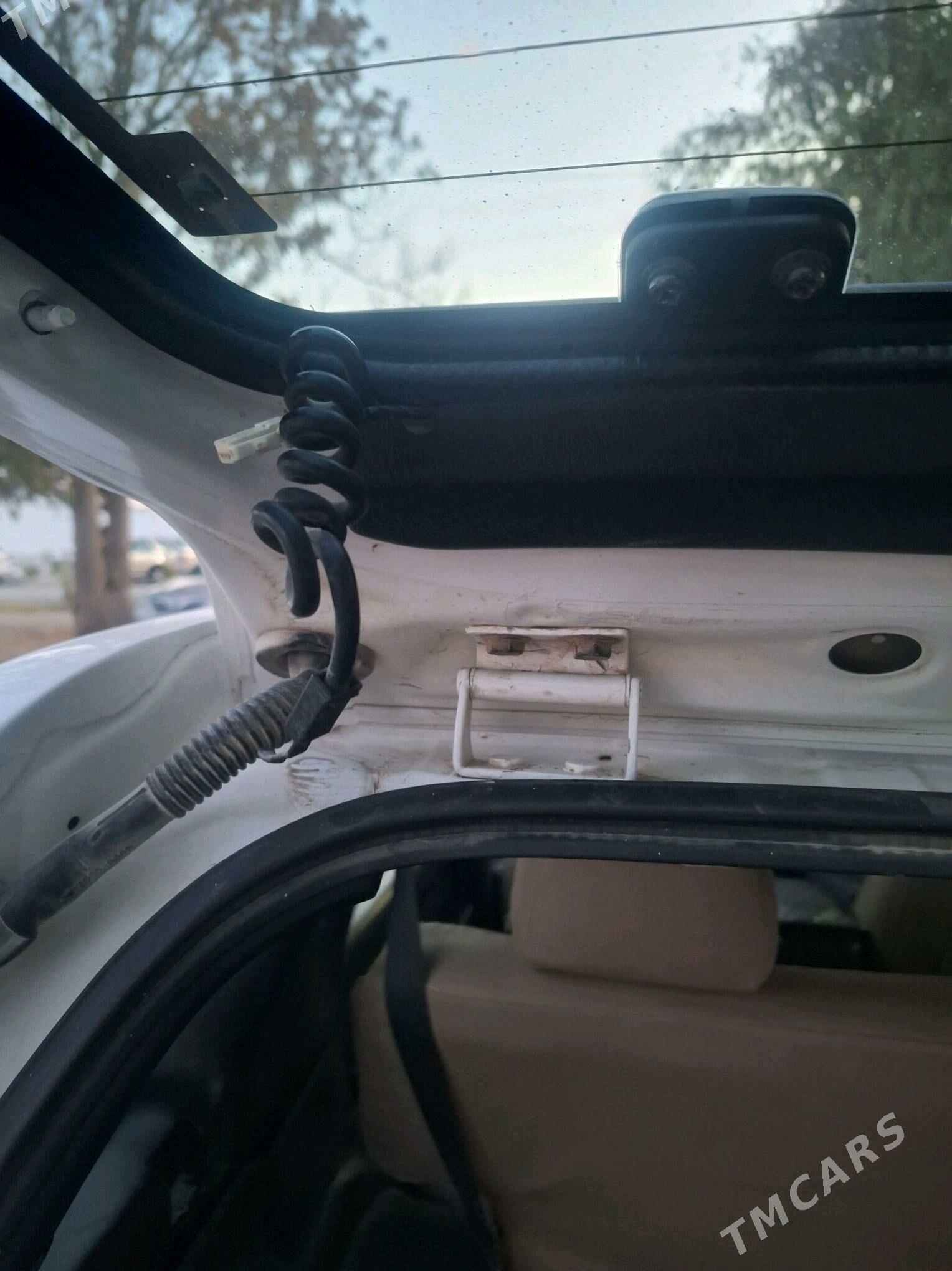 Nissan Pathfinder 2001 - 105 000 TMT - Кака - img 3