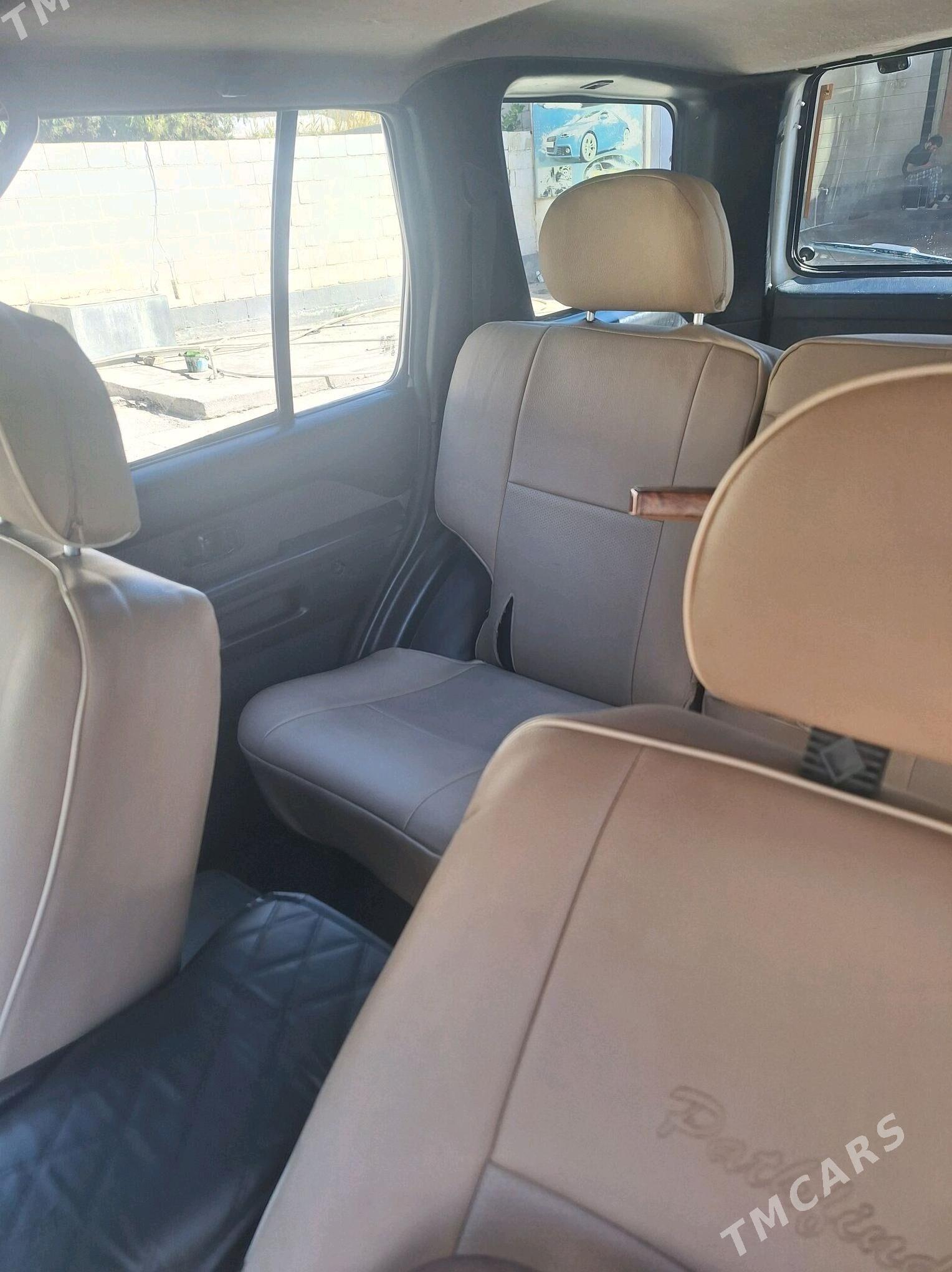 Nissan Pathfinder 2001 - 105 000 TMT - Кака - img 8