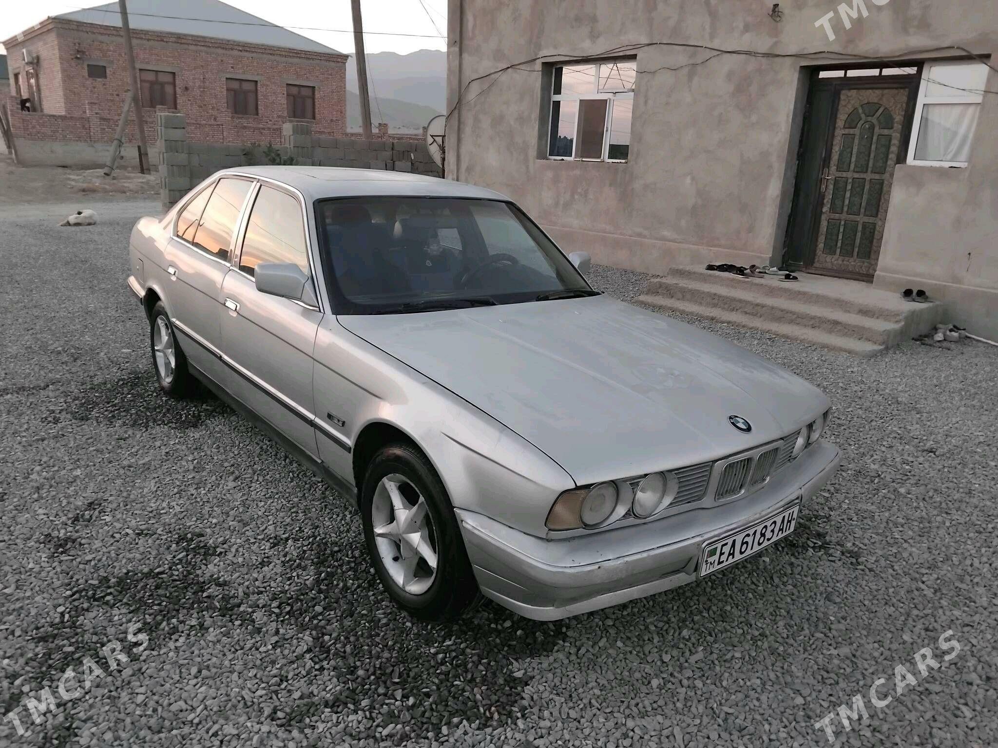 BMW 535 1990 - 50 000 TMT - Бахарден - img 1