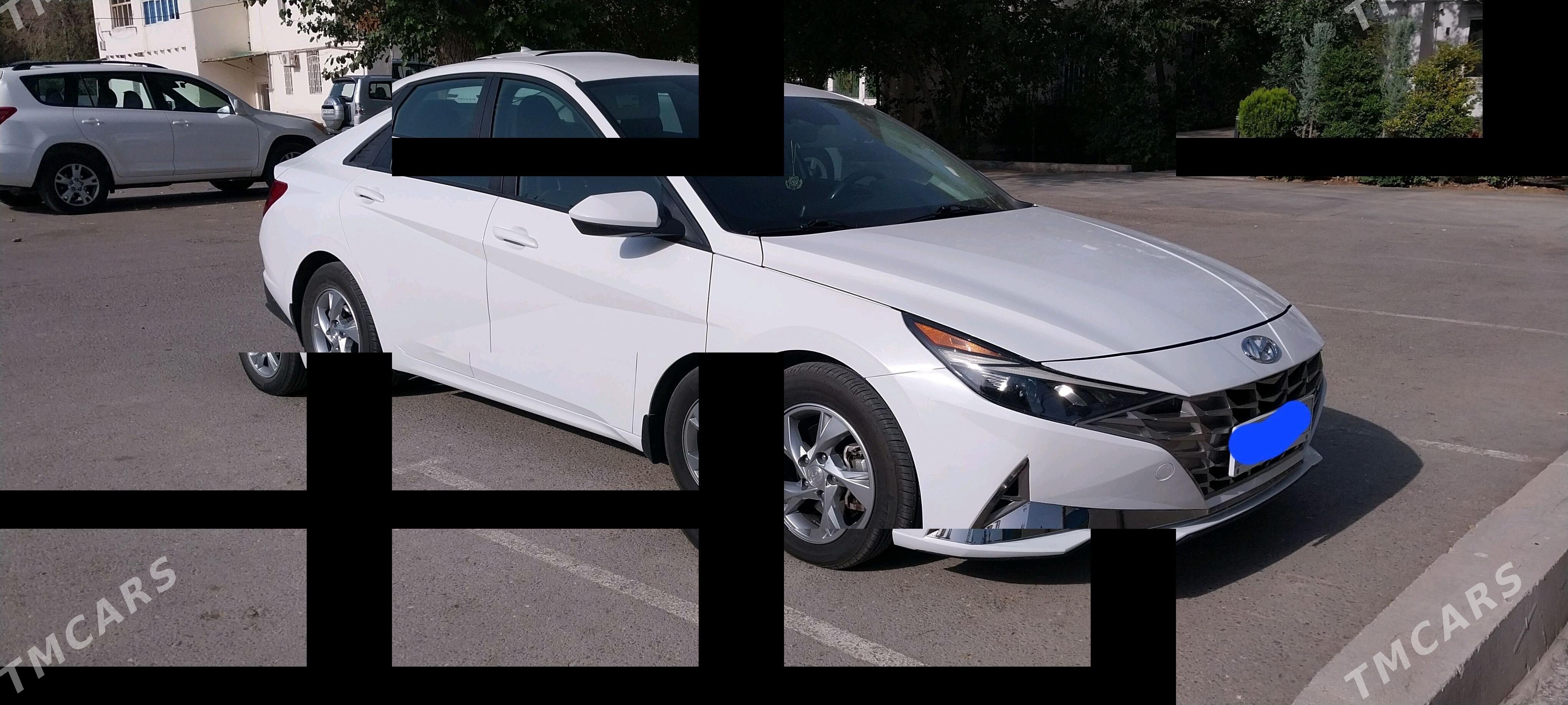 Hyundai Elantra 2022 - 250 000 TMT - Büzmeýin - img 4