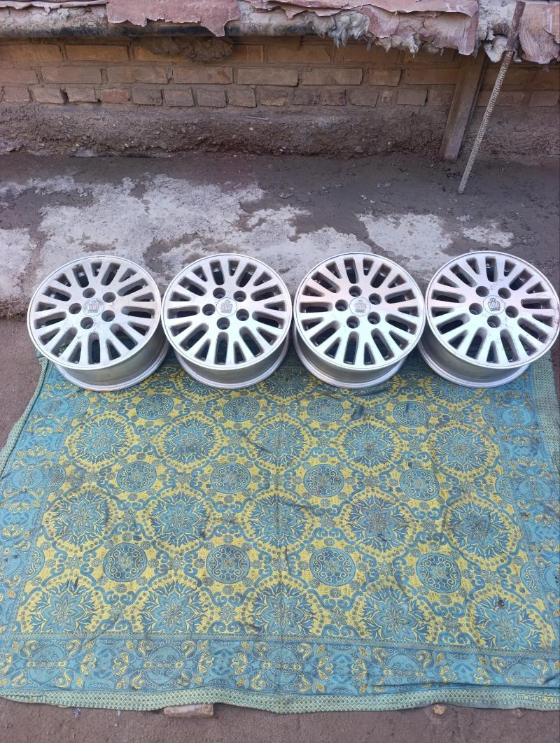 Diska 15lik Crown 4 000 TMT - Kerki - img 2