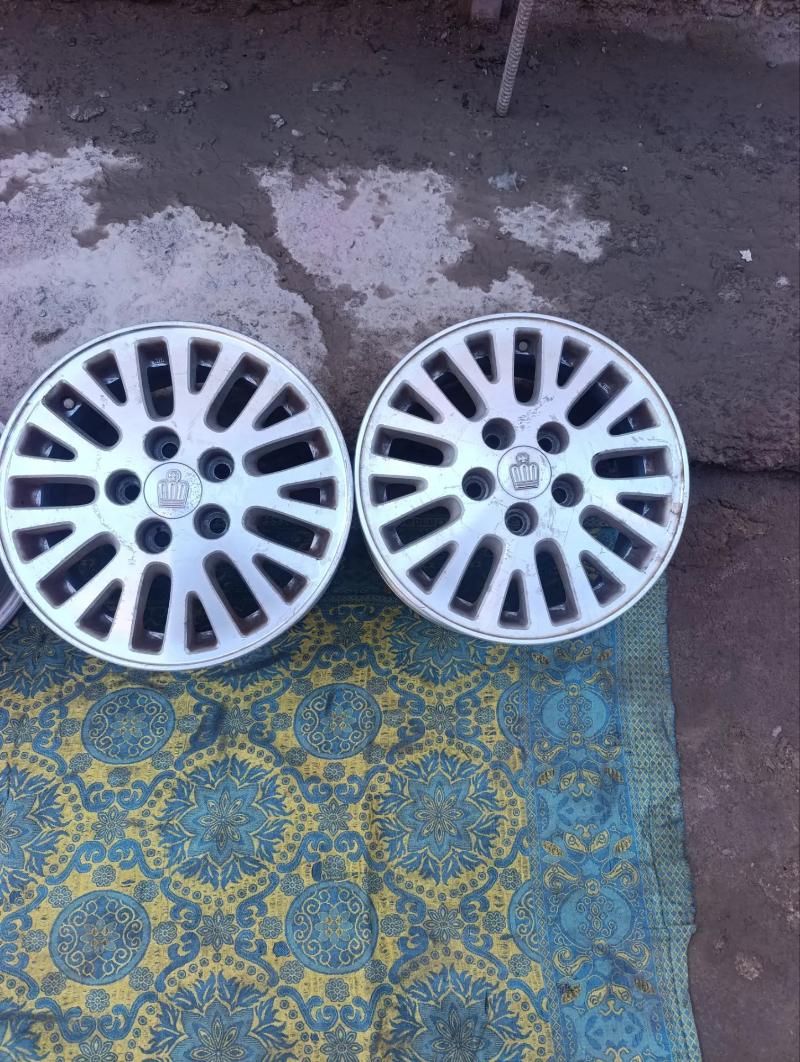 Diska 15lik Crown 4 000 TMT - Kerki - img 7