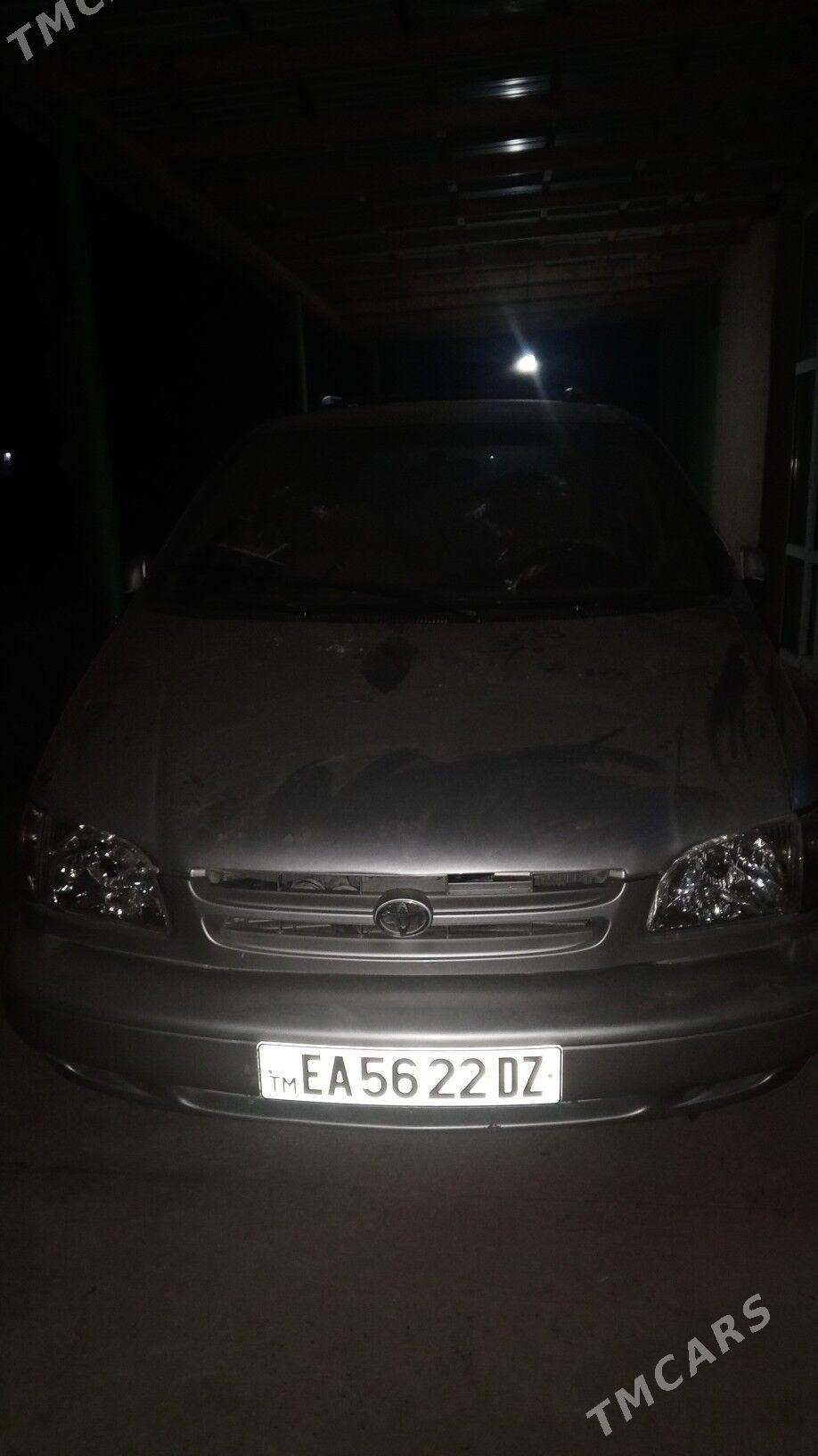 Toyota Sienna 1998 - 150 000 TMT - Türkmenbaşy etr. - img 2