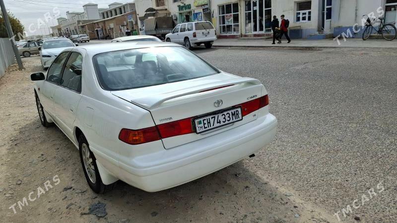 Toyota Camry 2001 - 165 000 TMT - Baýramaly - img 2