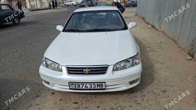 Toyota Camry 2001 - 165 000 TMT - Baýramaly - img 3
