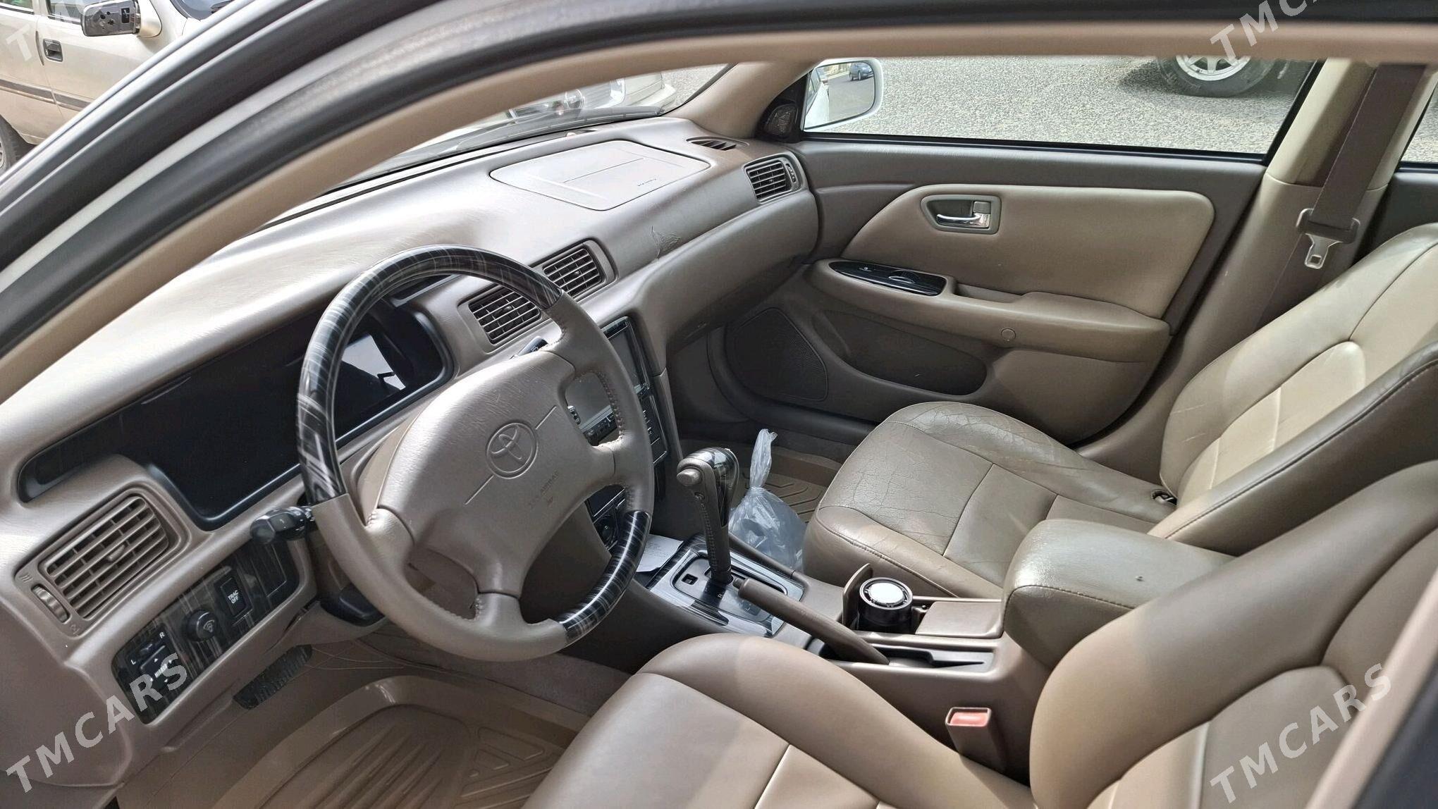 Toyota Camry 2001 - 165 000 TMT - Baýramaly - img 4