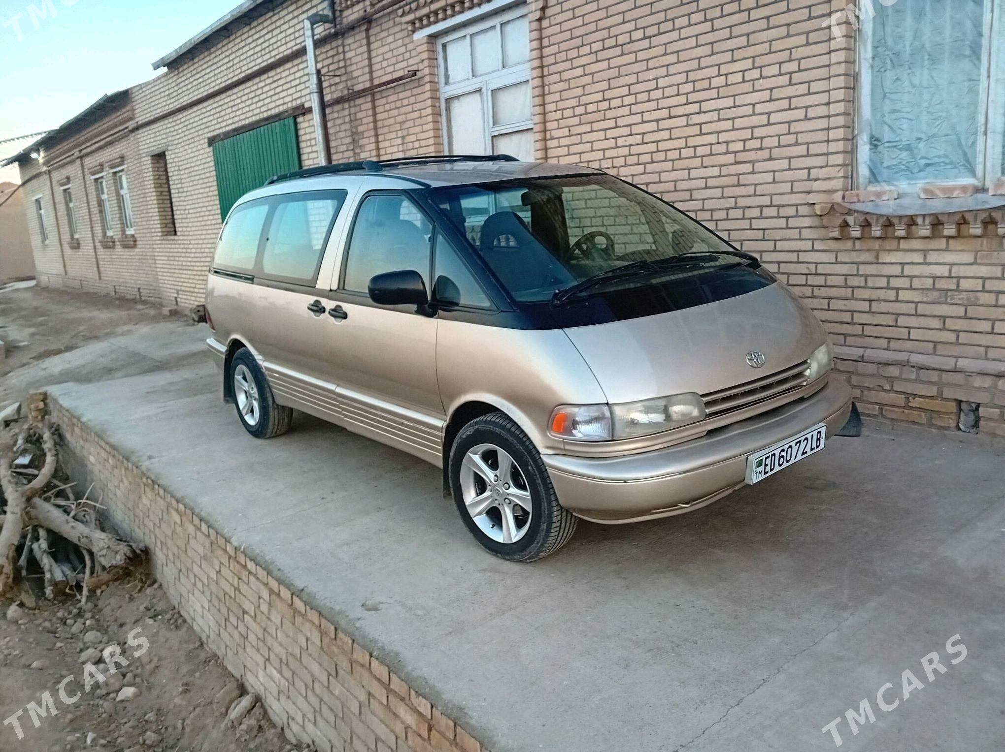 Toyota Previa 1993 - 85 000 TMT - Halaç - img 4
