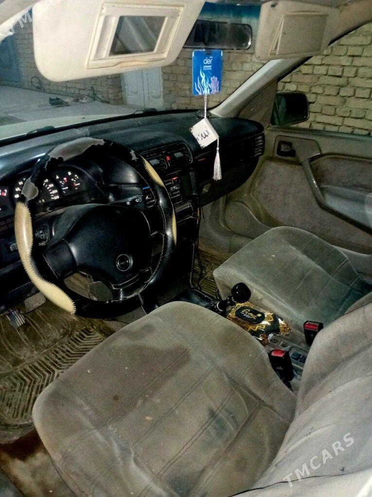 Opel Vectra 1990 - 25 000 TMT - Кака - img 7