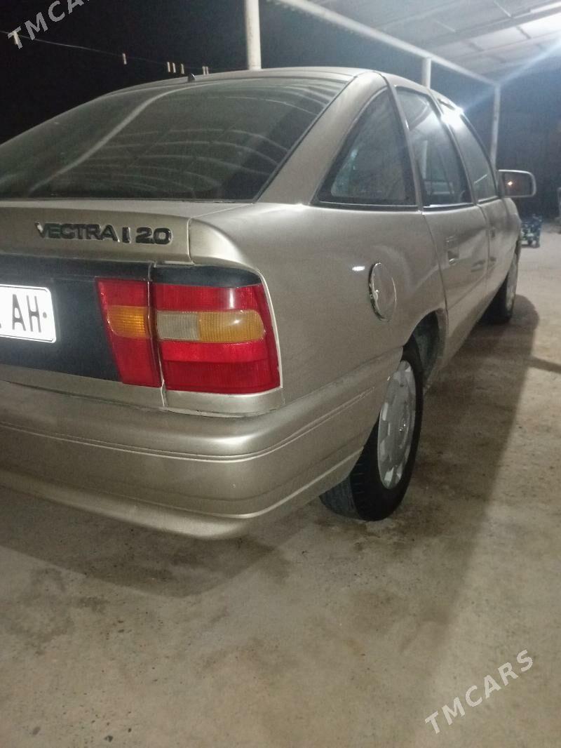 Opel Vectra 1990 - 25 000 TMT - Кака - img 2