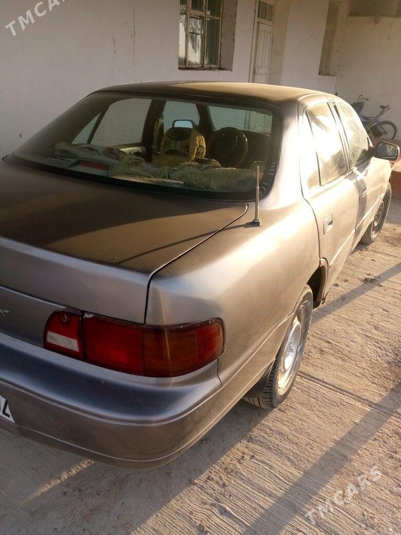 Toyota Camry 1995 - 84 000 TMT - Türkmenbaşy etr. - img 2