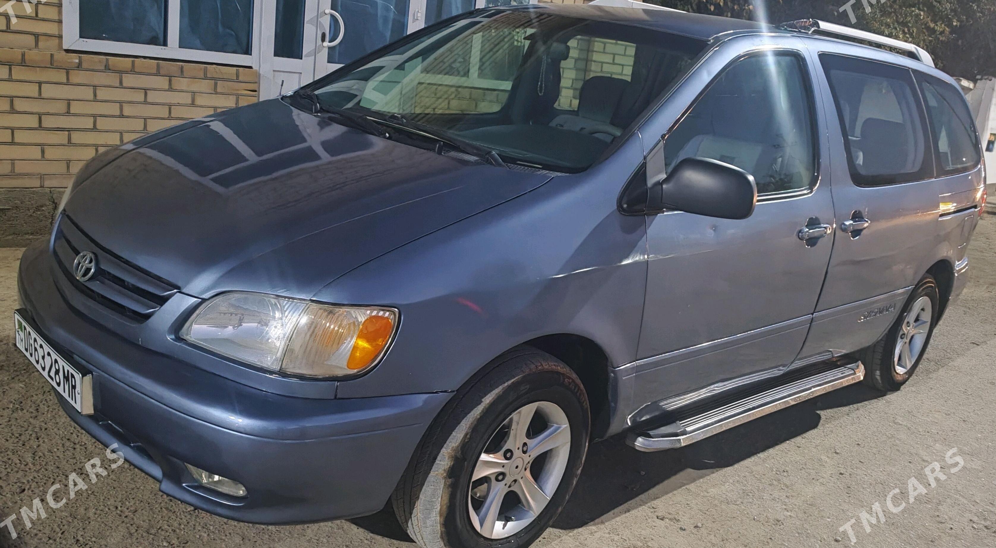 Toyota Sienna 2001 - 155 000 TMT - Байрамали - img 2