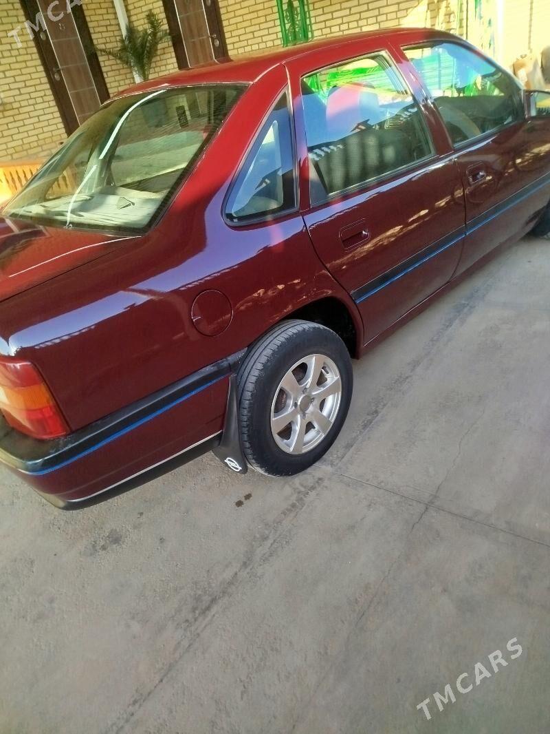 Opel Vectra 1992 - 30 000 TMT - Mary - img 2