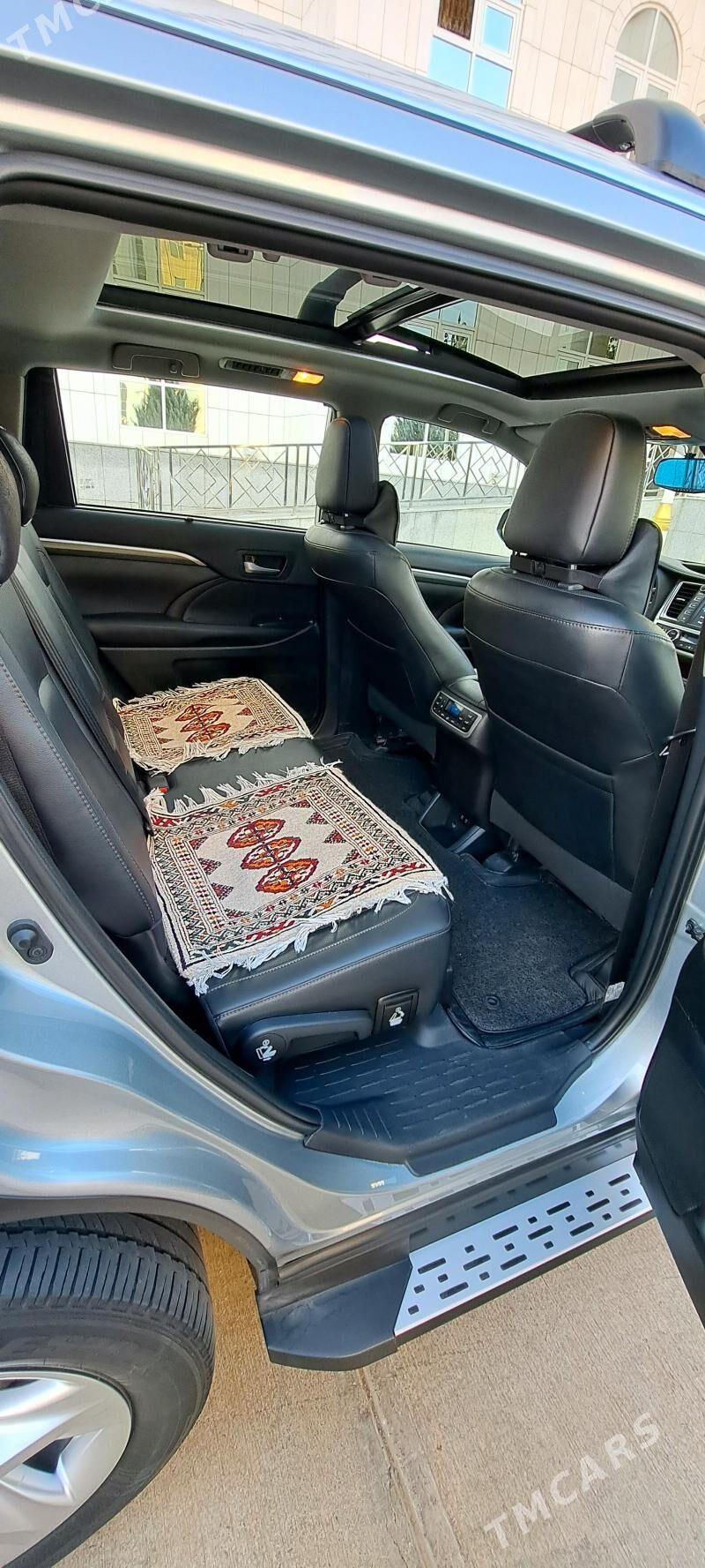 Toyota Highlander 2019 - 554 000 TMT - Ашхабад - img 8