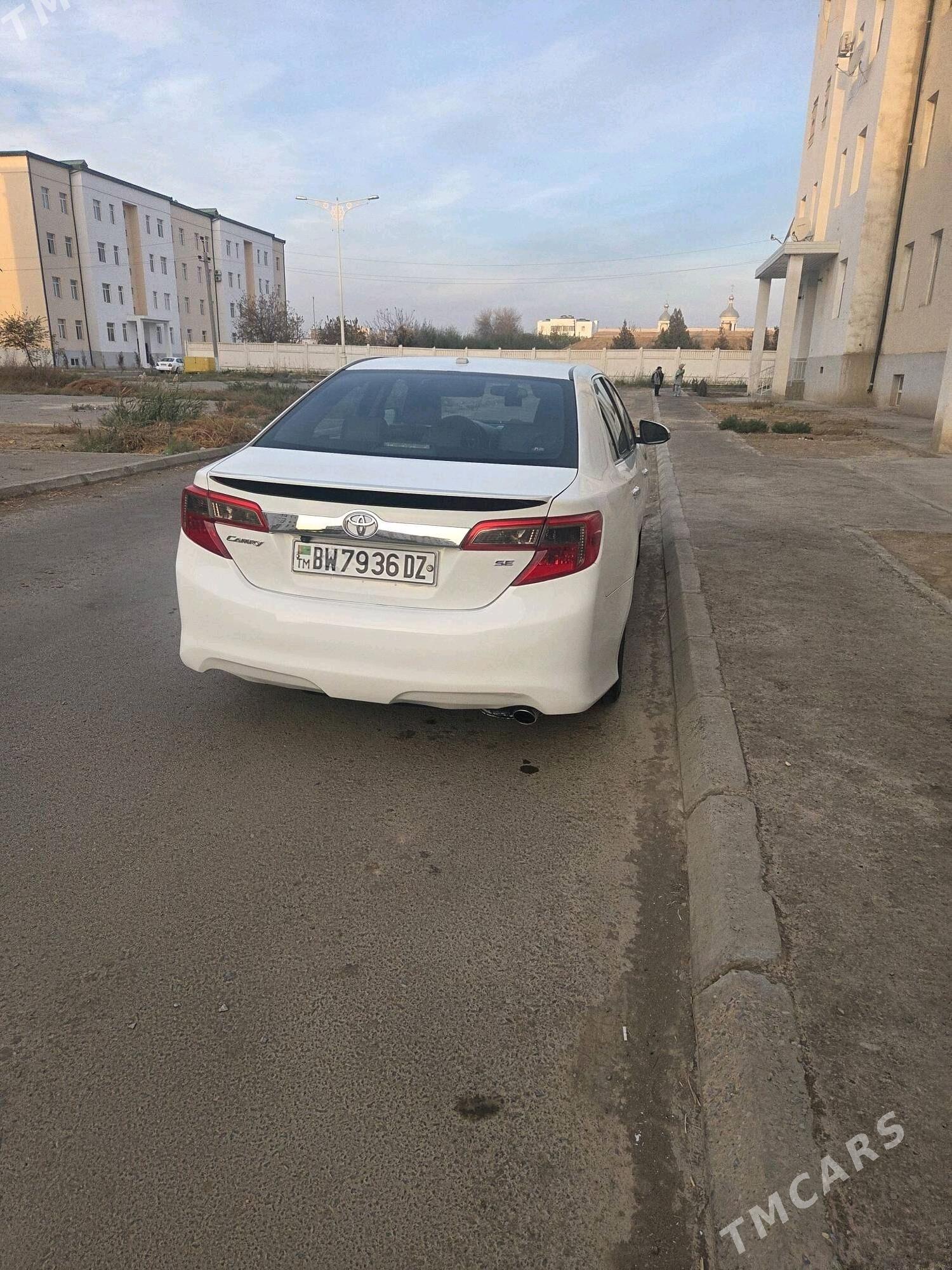 Toyota Camry 2013 - 220 000 TMT - Дашогуз - img 9